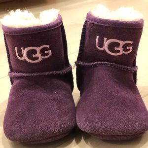 Used Toddler size 4/5 Ugg Jesse boots in purple.